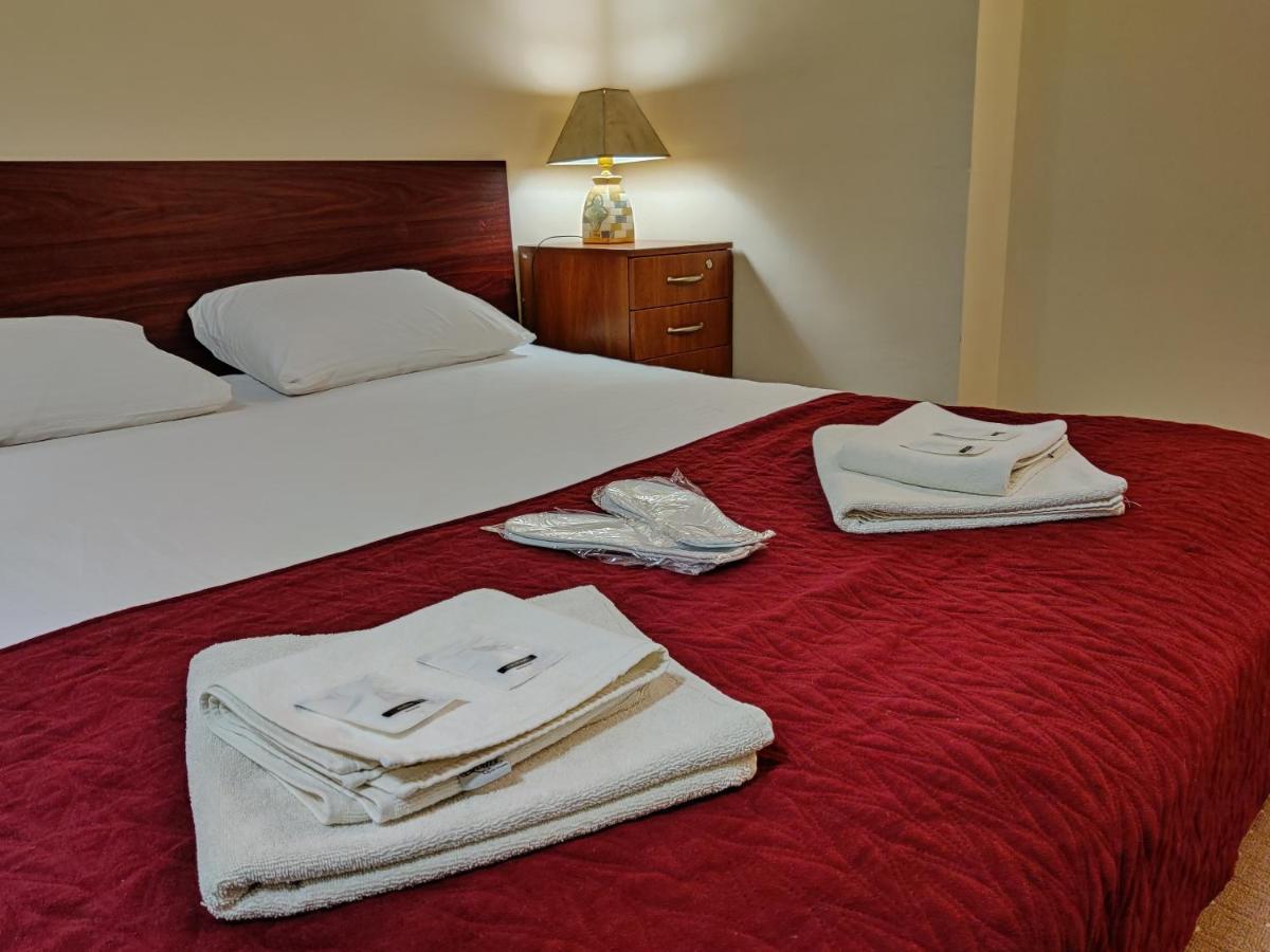Chaplin Hotel Lviv Kültér fotó