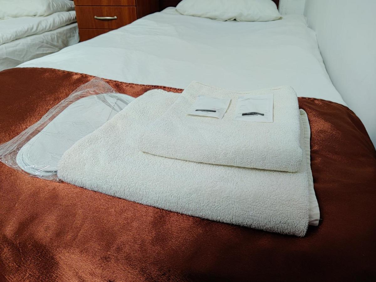 Chaplin Hotel Lviv Kültér fotó