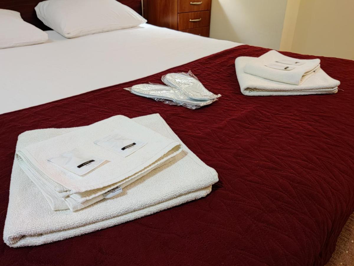 Chaplin Hotel Lviv Kültér fotó