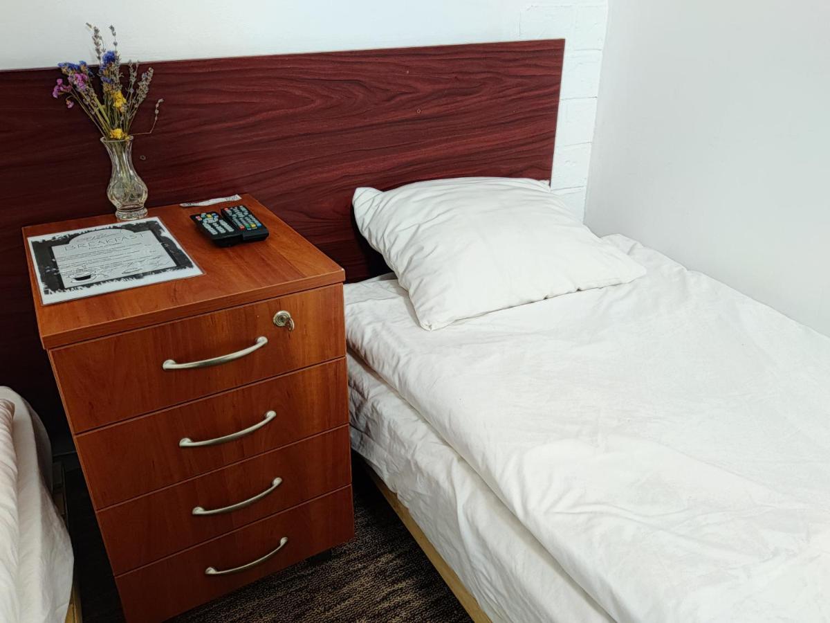 Chaplin Hotel Lviv Kültér fotó