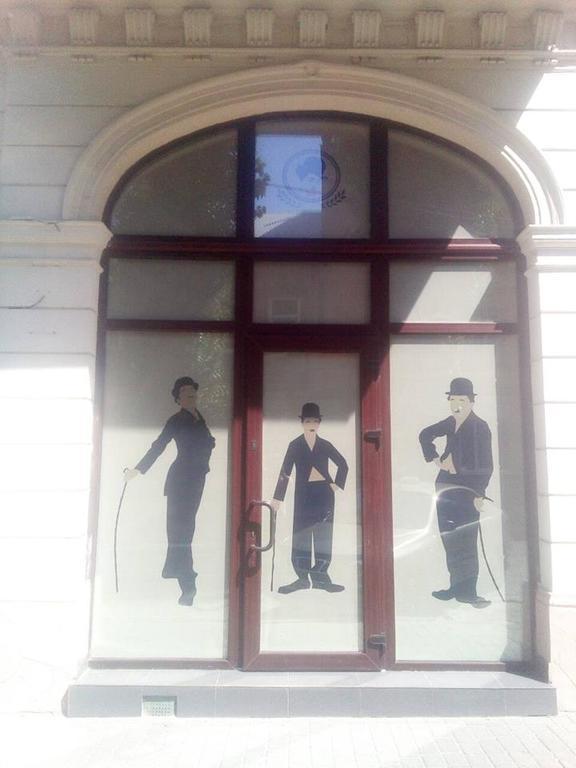 Chaplin Hotel Lviv Kültér fotó